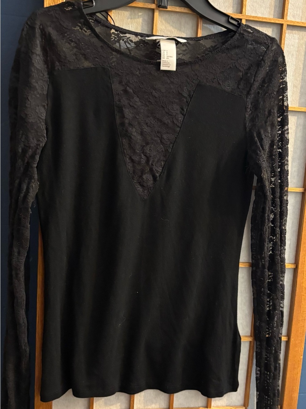Haut manches longues en dentelle noire H&M - Taille S